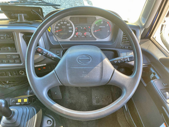 日野レンジャーダンプ増トン（6t・8t）[写真37]