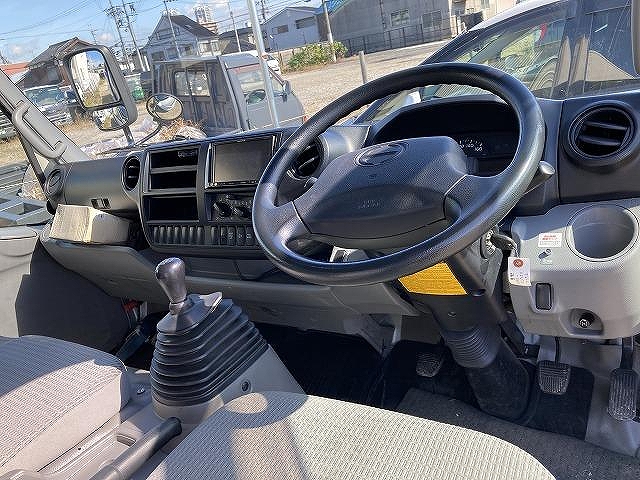 日野デュトロセーフティローダー小型（2t・3t）[写真21]