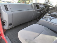 いすゞフォワードアルミバン中型（4t）[写真16]