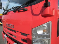 いすゞフォワードアルミバン中型（4t）[写真31]