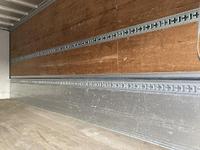 いすゞフォワードアルミウイング中型（4t）[写真11]