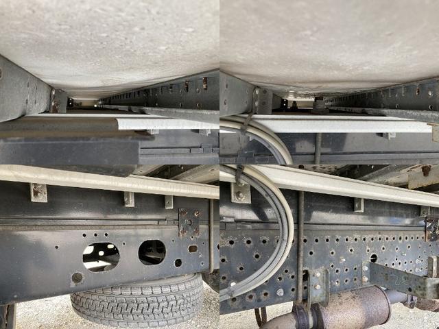 いすゞフォワードアルミウイング中型（4t）[写真23]