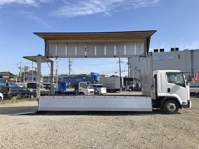 いすゞフォワードアルミウイング中型（4t）[写真04]