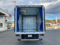 いすゞエルフ冷凍車（冷蔵車）小型（2t・3t）[写真12]