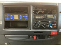 いすゞエルフ冷凍車（冷蔵車）小型（2t・3t）[写真38]