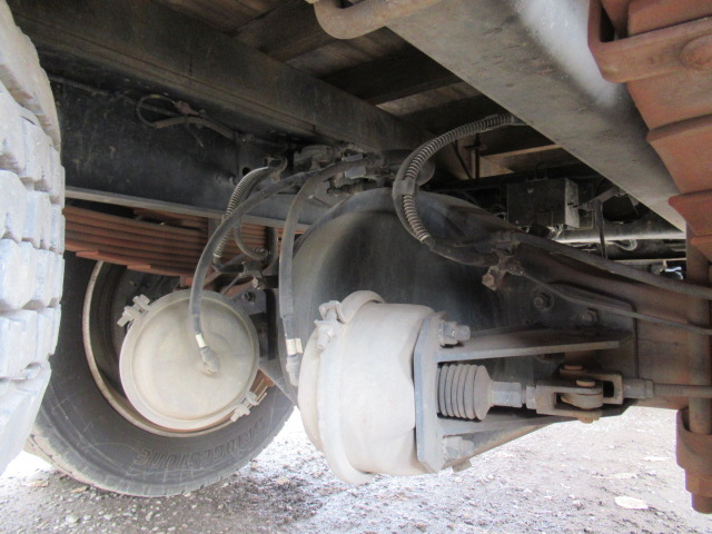 UDトラックスコンドルユニック4段増トン（6t・8t）[写真20]