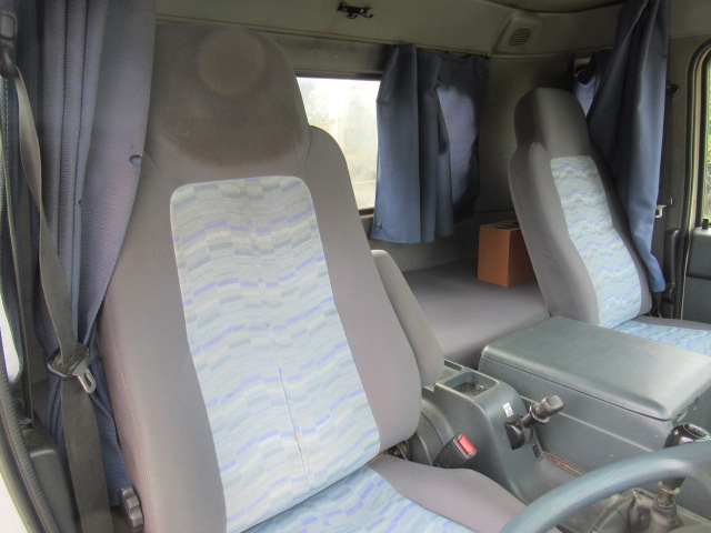 UDトラックスコンドルユニック4段増トン（6t・8t）[写真27]