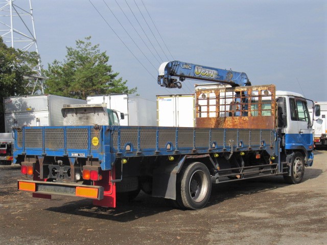 UDトラックスコンドルユニック4段増トン（6t・8t）[写真04]