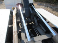 UDトラックスコンドルアームロール増トン（6t・8t）[写真16]