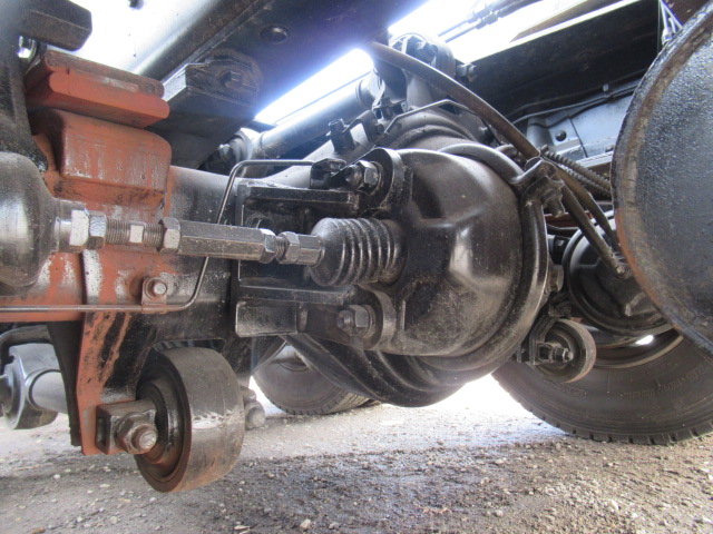 UDトラックスコンドルアームロール増トン（6t・8t）[写真23]