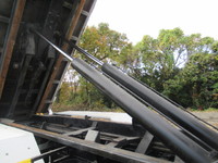 UDトラックスコンドルアームロール増トン（6t・8t）[写真24]