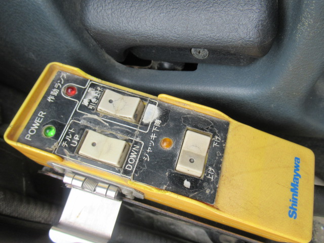 UDトラックスコンドルアームロール増トン（6t・8t）[写真26]