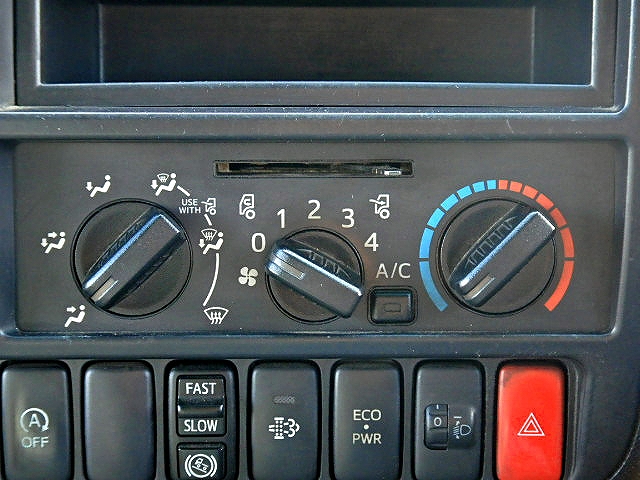 日野デュトロアルミウイング小型（2t・3t）[写真22]