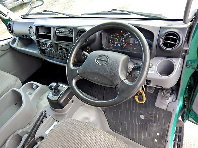 日野デュトロアルミウイング小型（2t・3t）[写真27]