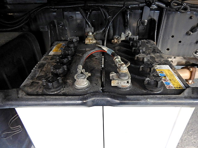 日野デュトロアルミウイング小型（2t・3t）[写真34]