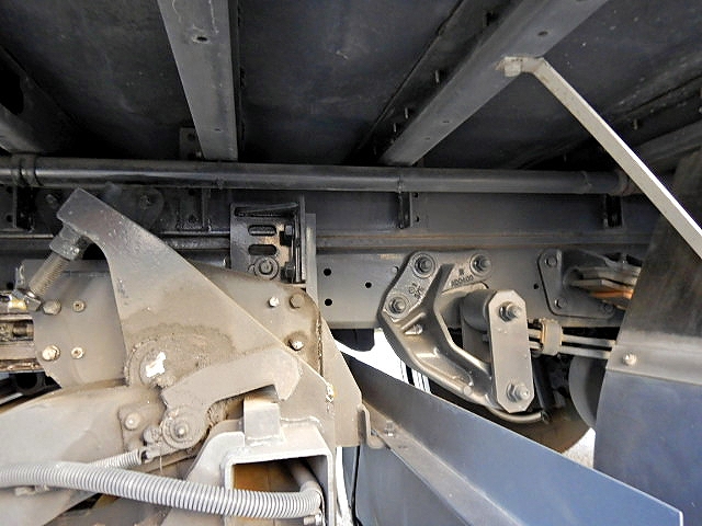 日野デュトロアルミウイング小型（2t・3t）[写真39]