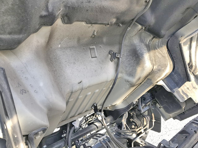 三菱ふそうキャンタークレーン3段小型（2t・3t）[写真25]