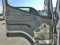 三菱ふそうキャンタークレーン3段小型（2t・3t）[写真29]