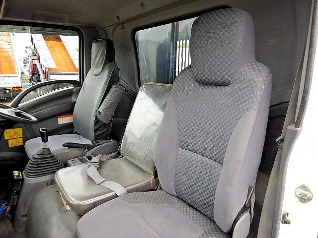 いすゞフォワードダンプ中型（4t）[写真11]