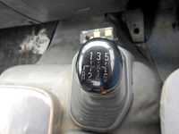 いすゞフォワードダンプ中型（4t）[写真12]