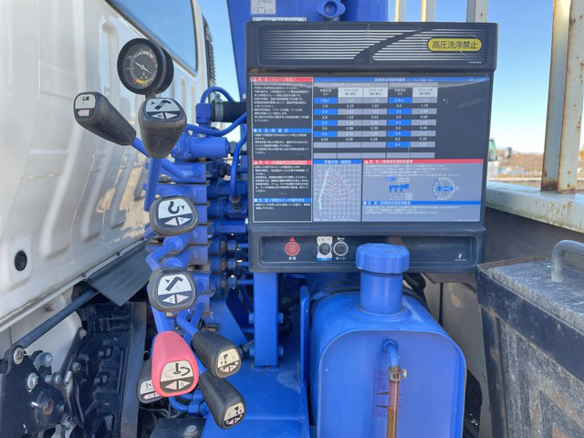 日野デュトロクレーン3段小型（2t・3t）[写真17]