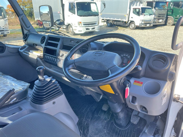 日野デュトロクレーン3段小型（2t・3t）[写真34]