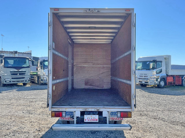 いすゞエルフアルミバン小型（2t・3t）[写真11]
