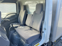 いすゞエルフアルミバン小型（2t・3t）[写真33]