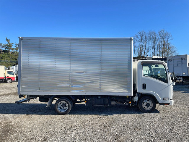 いすゞエルフアルミバン小型（2t・3t）[写真07]