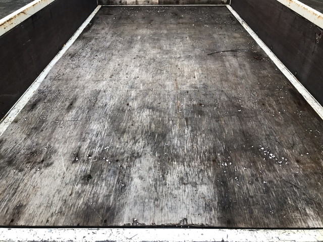 日野デュトロ平ボディ小型（2t・3t）[写真10]