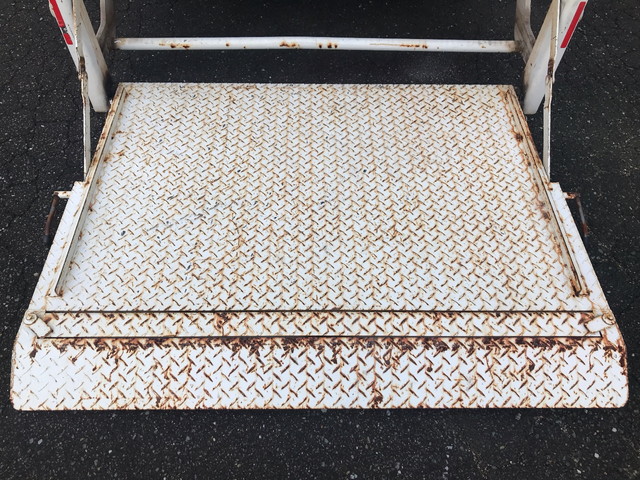 日野デュトロ平ボディ小型（2t・3t）[写真12]