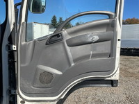 いすゞフォワードユニック4段中型（4t）[写真29]