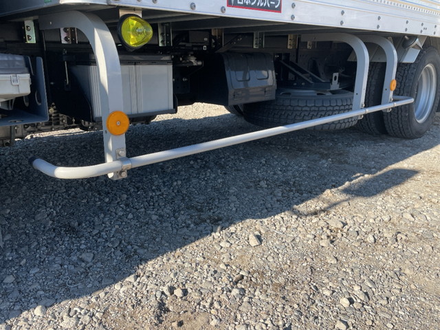 いすゞエルフアルミバン小型（2t・3t）[写真19]