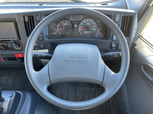 いすゞエルフアルミバン小型（2t・3t）[写真31]