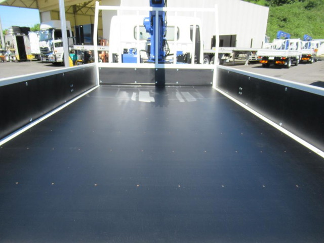 三菱ふそうキャンタークレーン4段小型（2t・3t）[写真19]