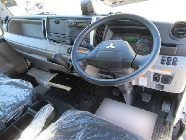 三菱ふそうキャンタークレーン4段小型（2t・3t）[写真08]