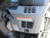 三菱ふそうキャンタークレーン4段小型（2t・3t）[写真09]