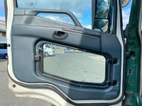 三菱ふそうスーパーグレート幌ウイング大型（10t）[写真26]