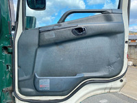 三菱ふそうスーパーグレート幌ウイング大型（10t）[写真27]