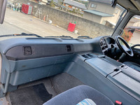 三菱ふそうスーパーグレート幌ウイング大型（10t）[写真31]