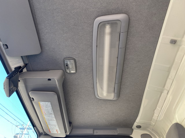 いすゞエルフアルミバン小型（2t・3t）[写真33]