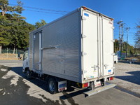 いすゞエルフアルミバン小型（2t・3t）[写真04]
