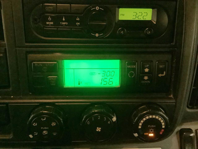 三菱ふそうキャンター冷凍車（冷蔵車）小型（2t・3t）[写真33]