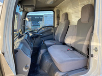 いすゞエルフアルミバン小型（2t・3t）[写真33]