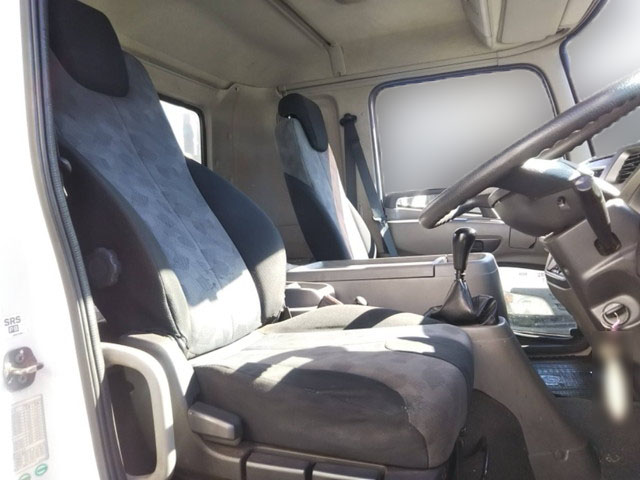 UDトラックスコンドルアルミブロック増トン（6t・8t）[写真06]