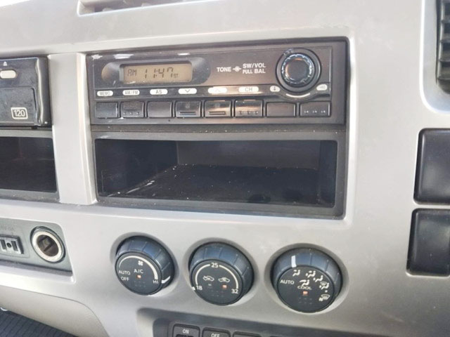 UDトラックスコンドルアルミブロック増トン（6t・8t）[写真09]