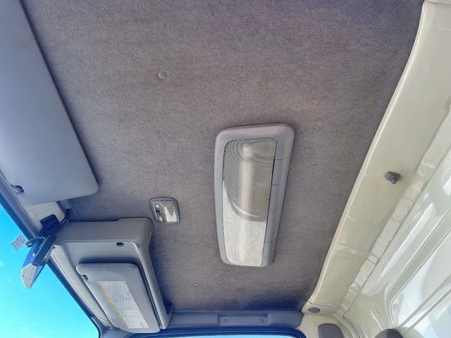 いすゞエルフアルミバン小型（2t・3t）[写真33]