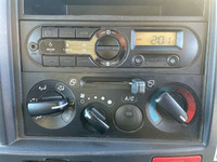 いすゞエルフアルミバン小型（2t・3t）[写真38]