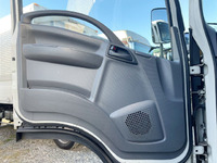 いすゞエルフアルミバン小型（2t・3t）[写真29]