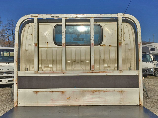 日野デュトロ平ボディ小型（2t・3t）[写真14]